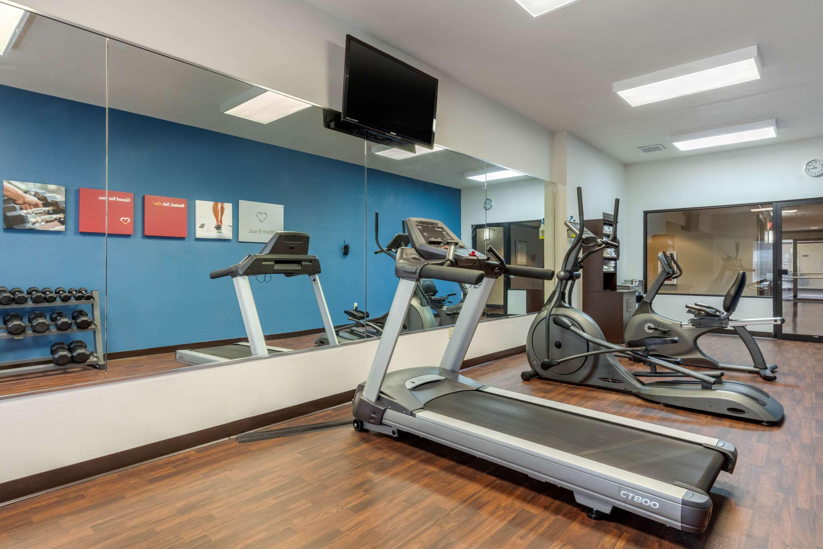 רולה Comfort Suites מראה חיצוני תמונה