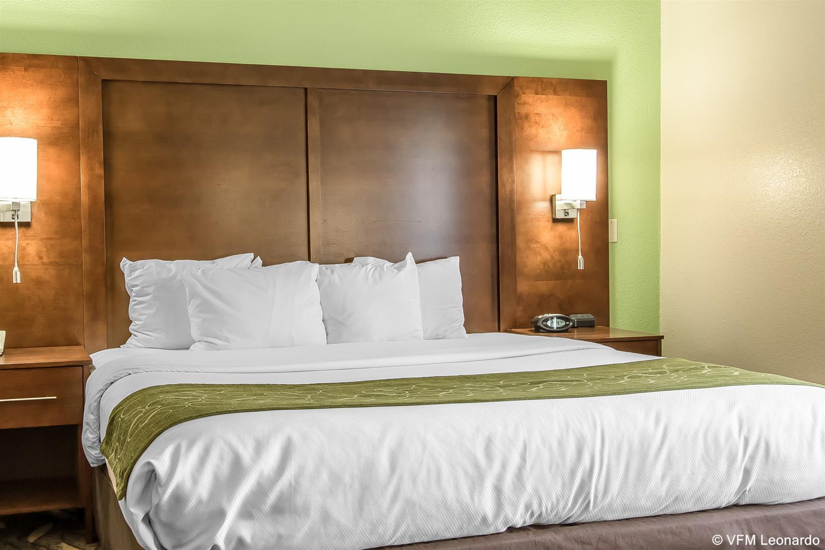 רולה Comfort Suites מראה חיצוני תמונה