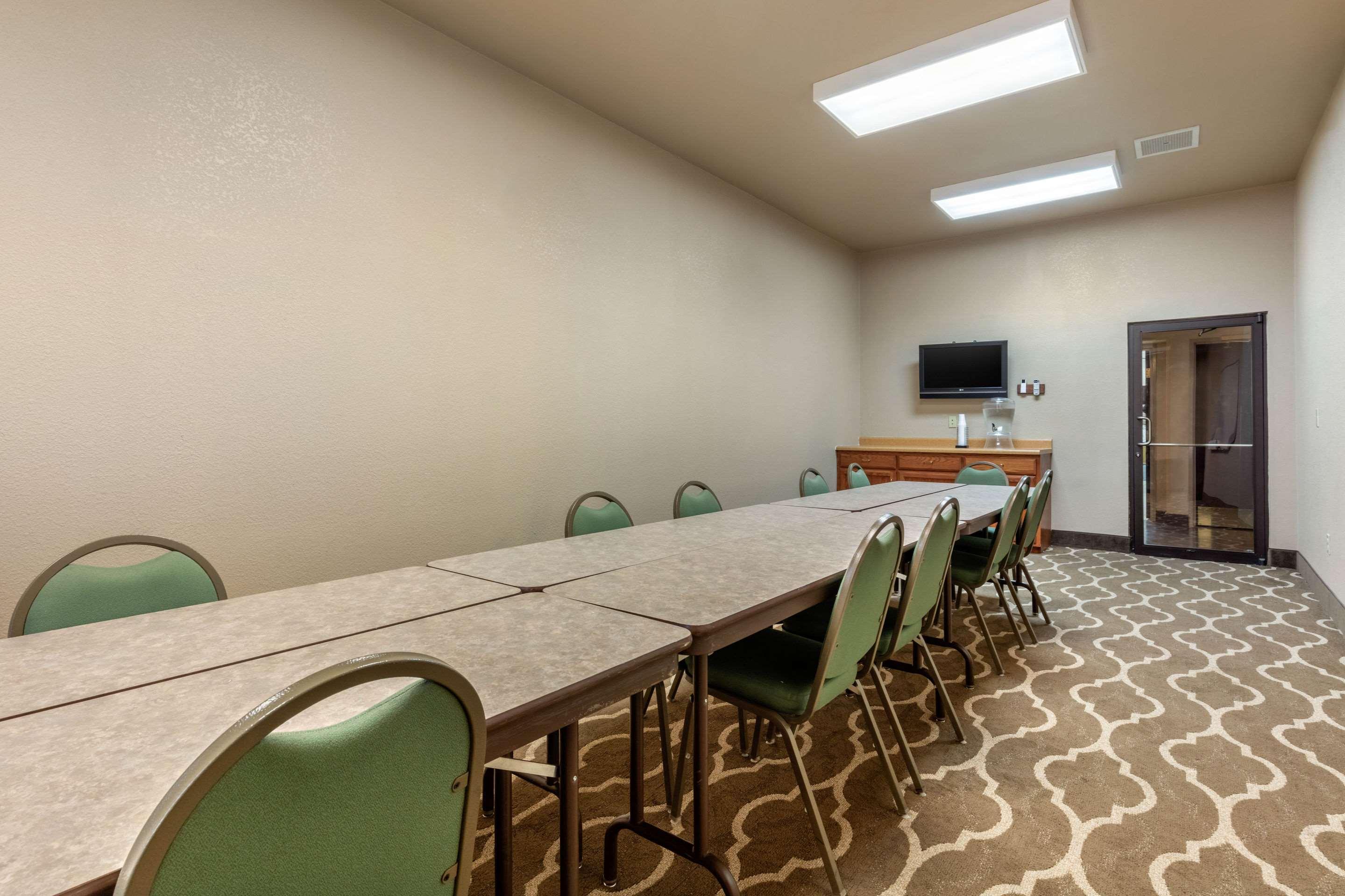רולה Comfort Suites מראה חיצוני תמונה