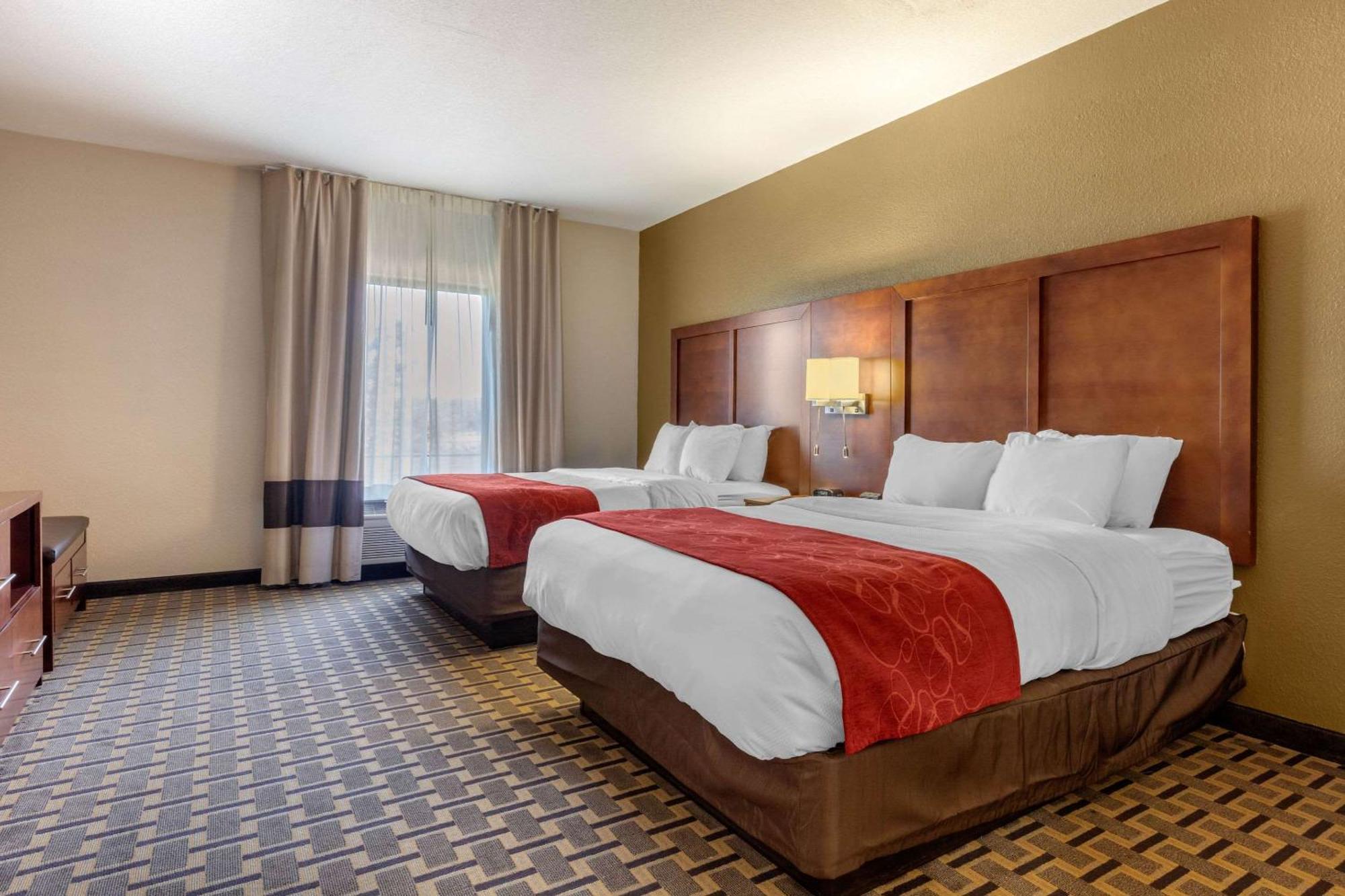 רולה Comfort Suites מראה חיצוני תמונה